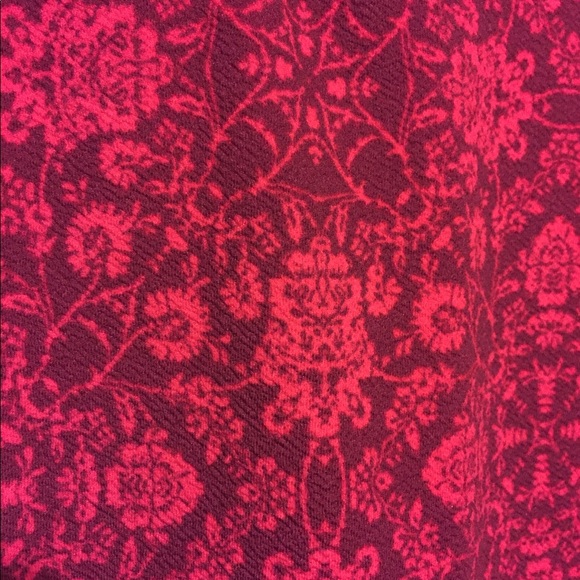 New pencil Skirt - Picture 2 of 6